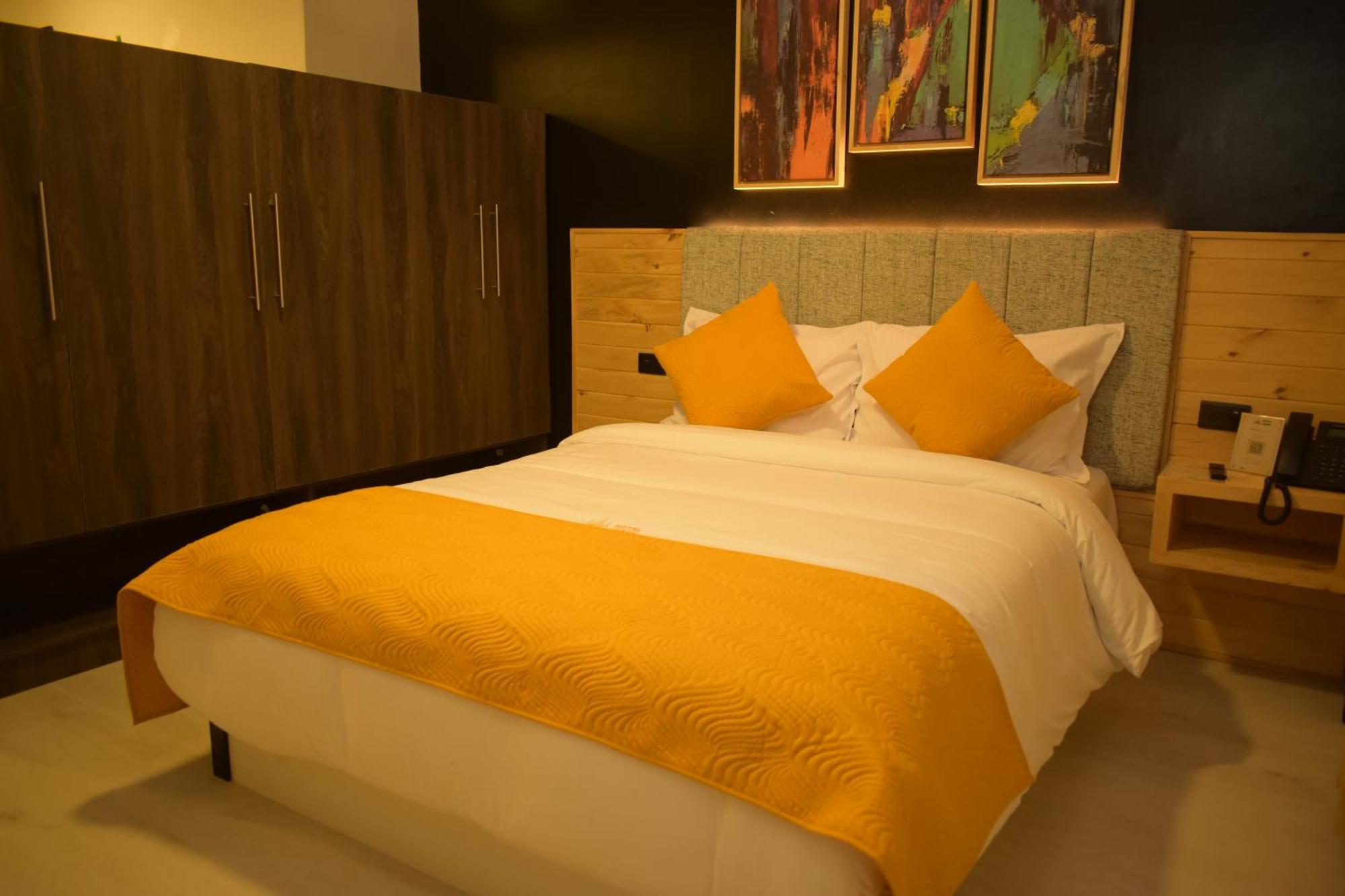 קואנקה Hotel Vaway מראה חיצוני תמונה