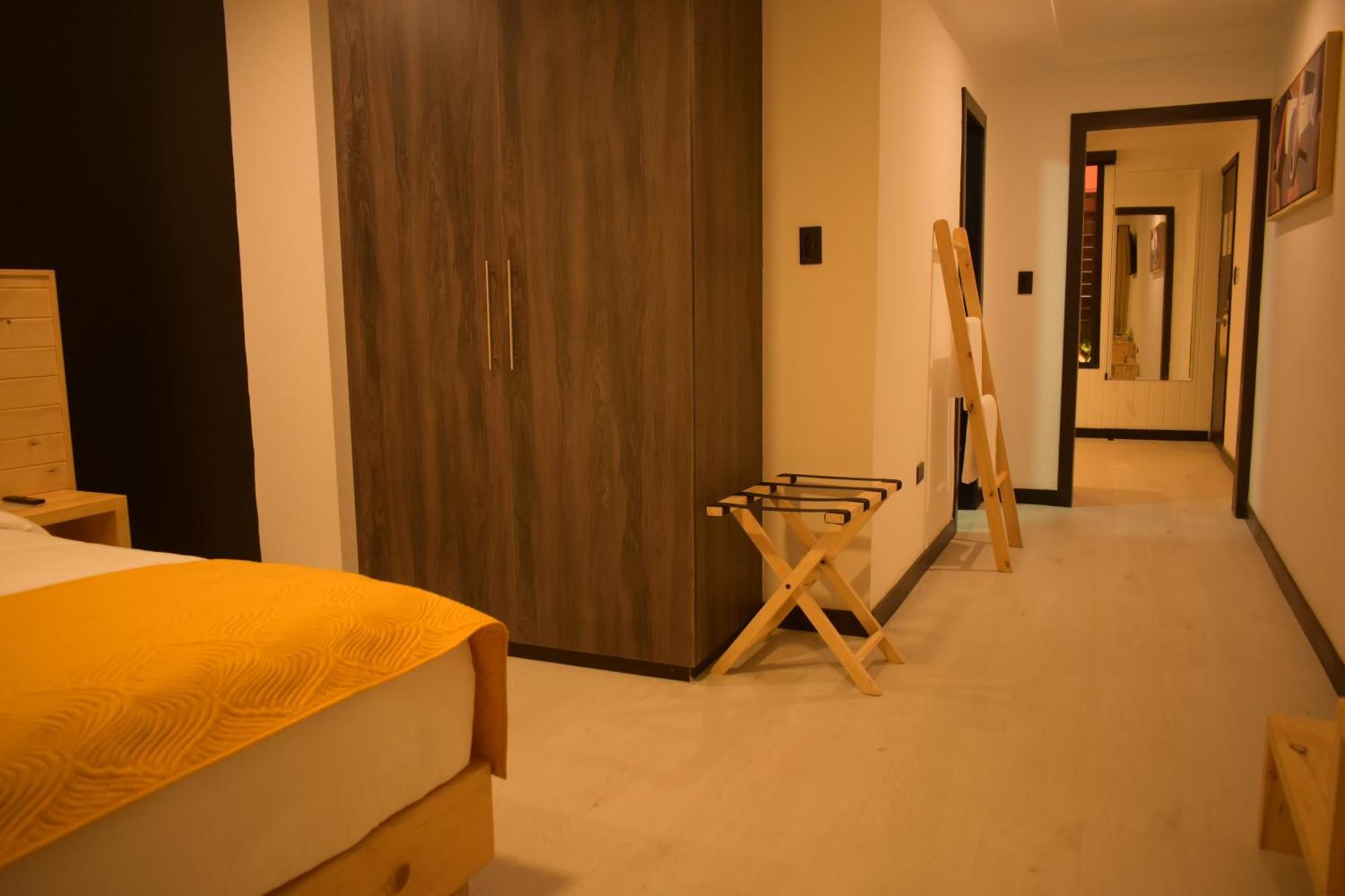 קואנקה Hotel Vaway מראה חיצוני תמונה